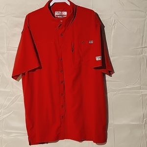 Men's 2XL short-sleeved, Drake performance fishing shirt.